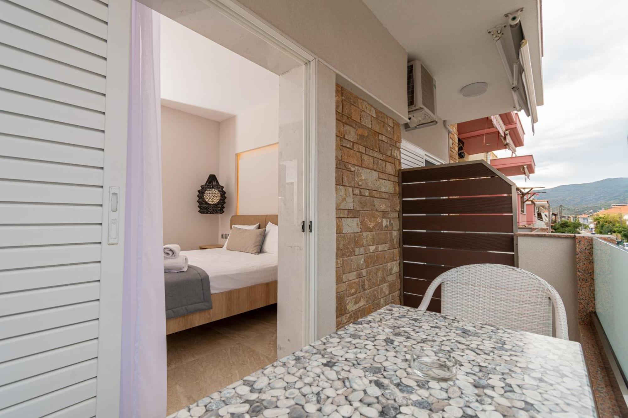 Villa Zoe On The Beach Сарті Екстер'єр фото
